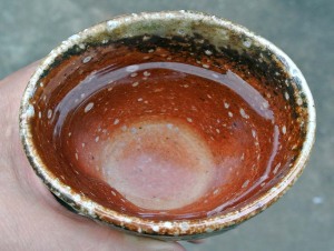 阪井七（なお）作の信楽焼きフリー杯